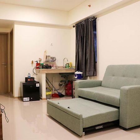 Comfy And Simply 2Br At Meikarta Apartment By Travelio Cikarang Exterior photo