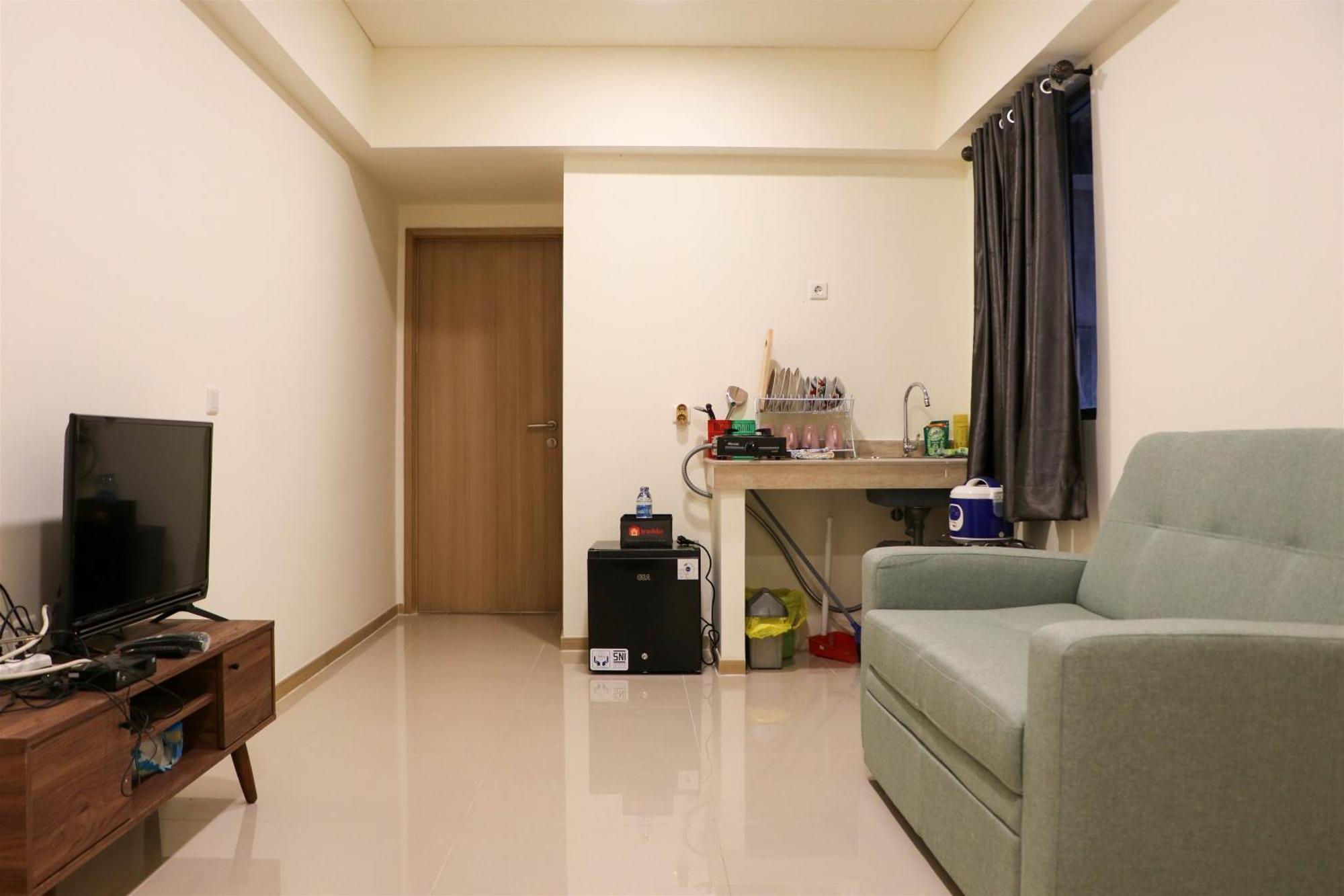 Comfy And Simply 2Br At Meikarta Apartment By Travelio Cikarang Exterior photo